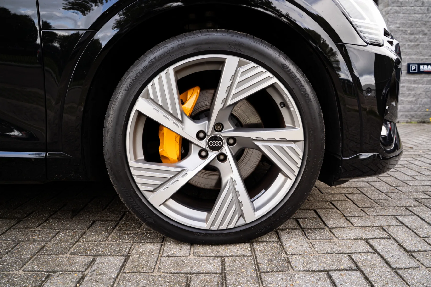 Detailopname van de Audi e-tron Black Edition, gefotografeerd door SD Automotive Media